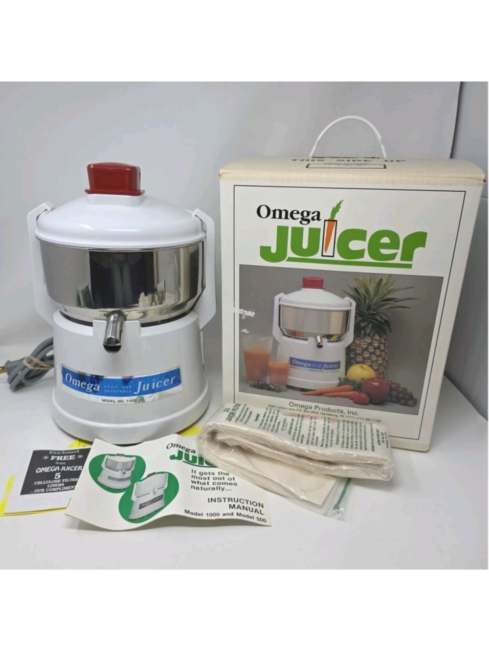 Omega Juicer Model 1000 Fruit Vegetable Centrifugal Juicer Pusher